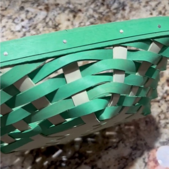 Longaberger basket signed by renowned weaver Mary Senter dated 2022